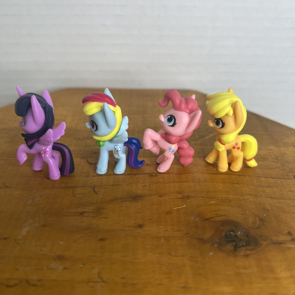 Hasbro My Little Pony  1.5" Mini Figures Lot Of 4‎